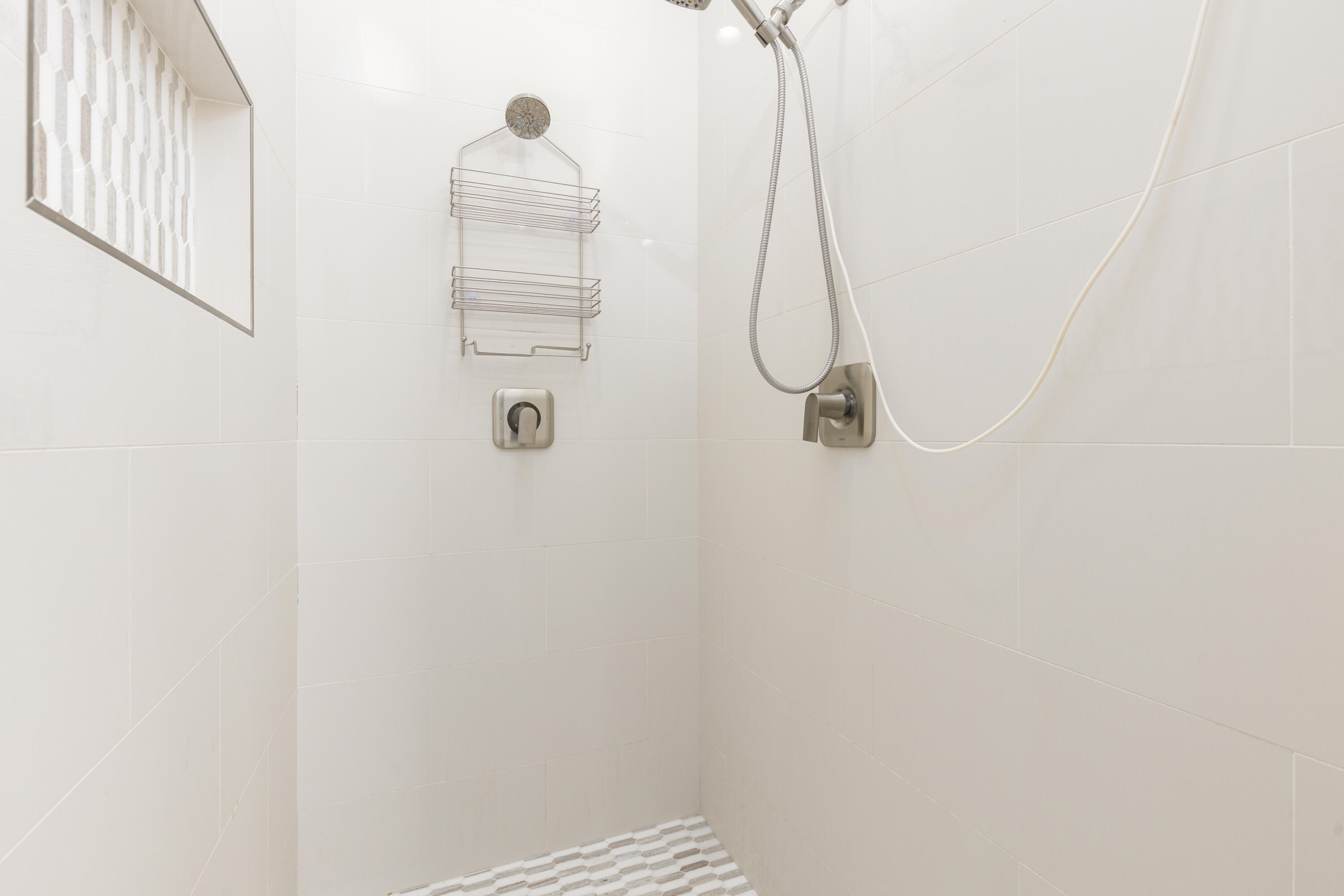 COBBLESTONE FIELDS (W) - Residential