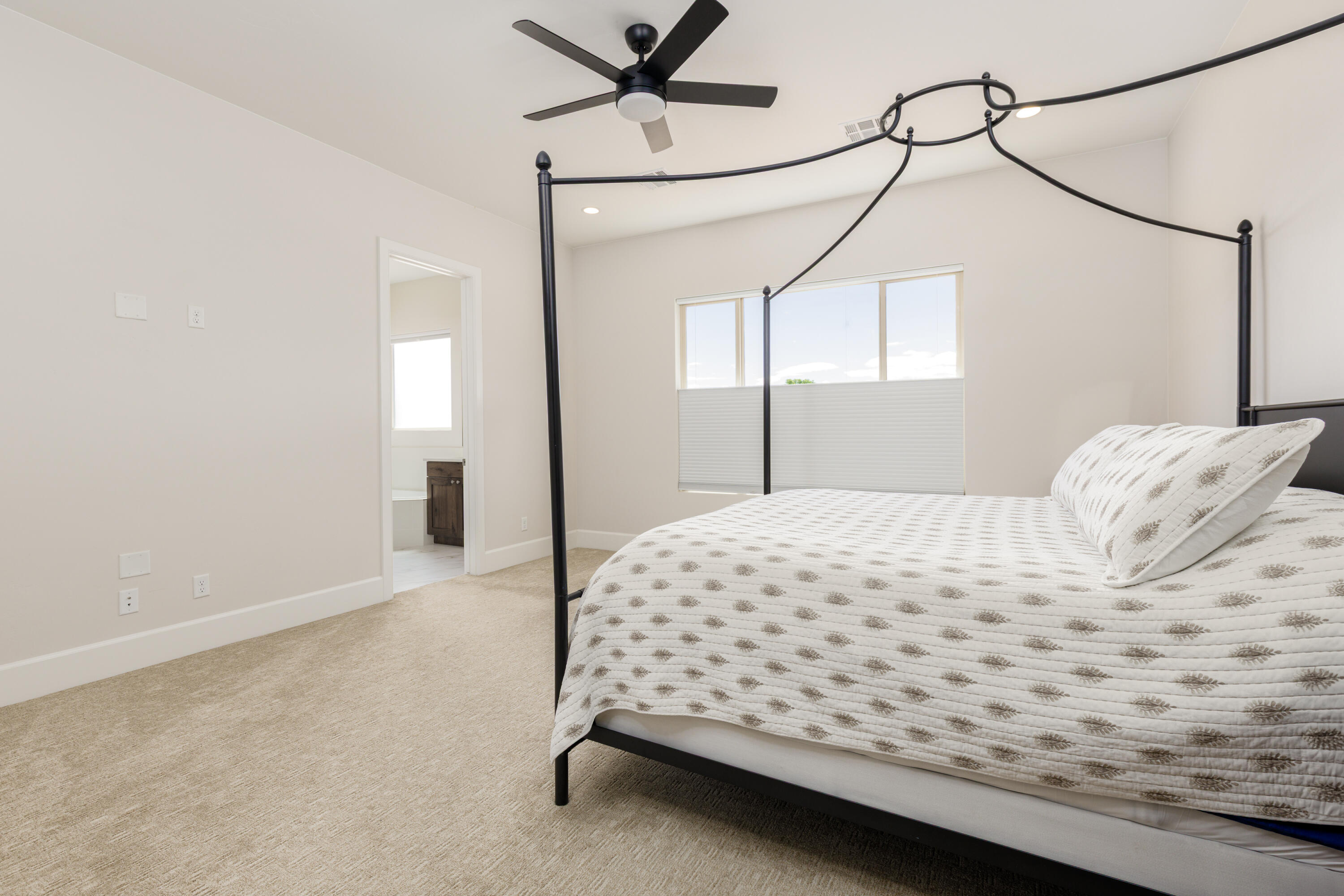 COBBLESTONE FIELDS (W) - Residential