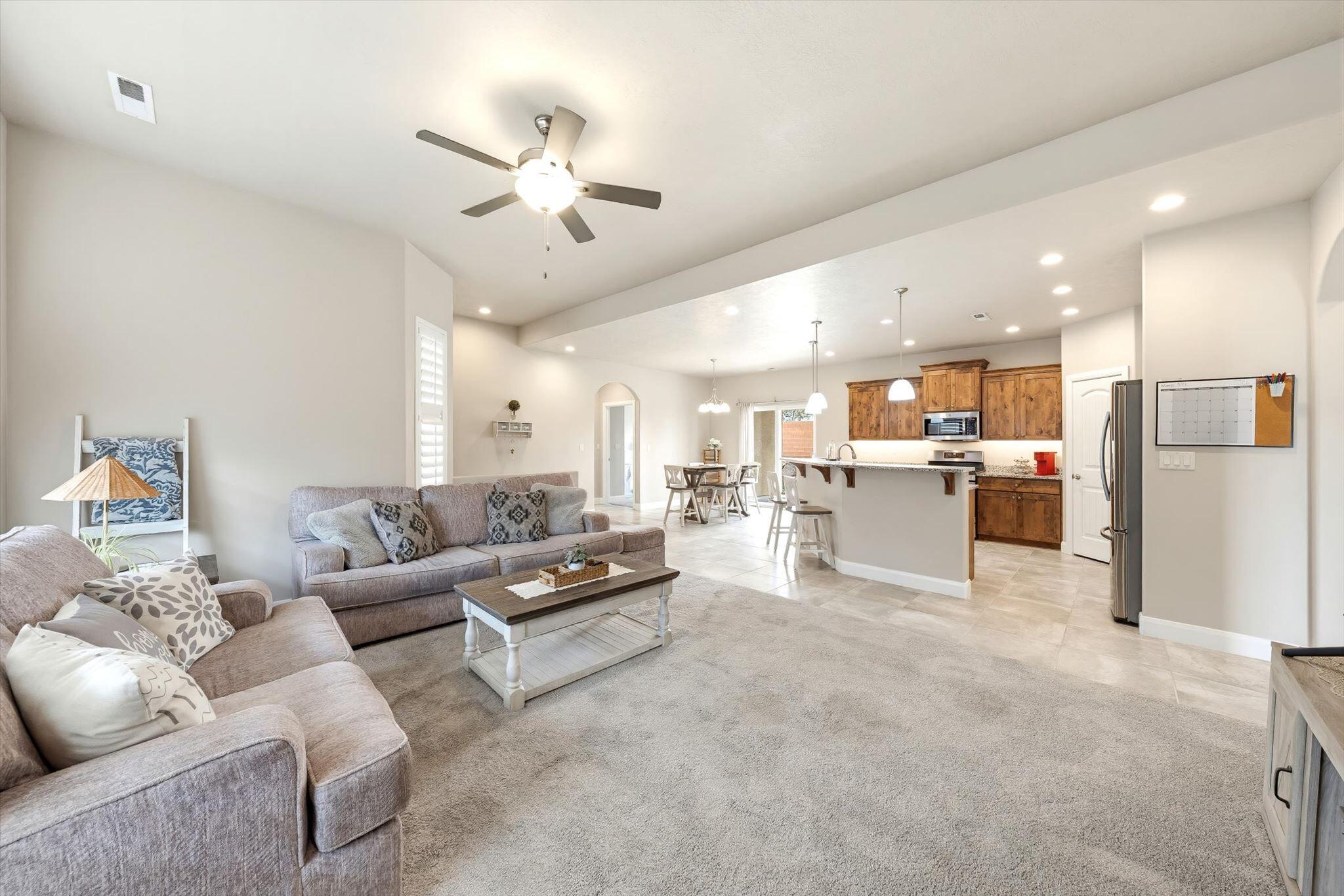 SKY RIDGE - Residential