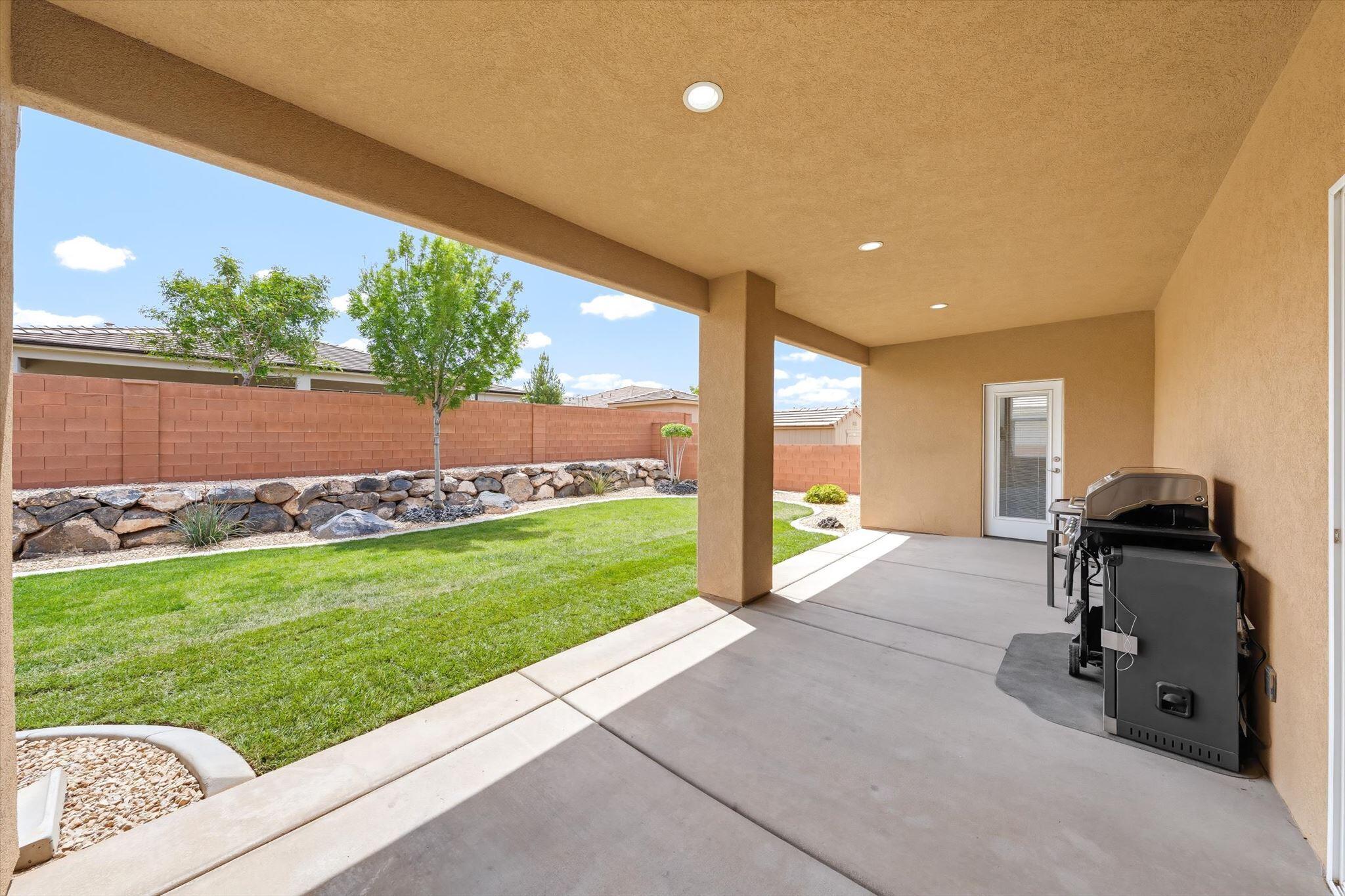 SKY RIDGE - Residential