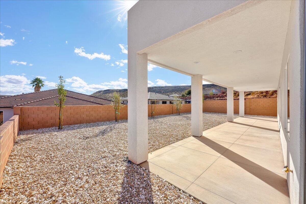 ESTATES AT BURKE SPRINGS - Residential