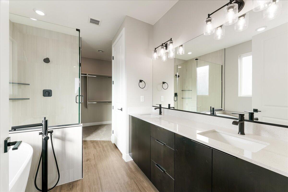 ESTATES AT BURKE SPRINGS - Residential