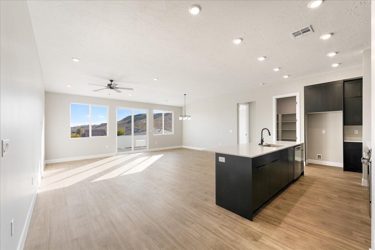 ESTATES AT BURKE SPRINGS - Residential