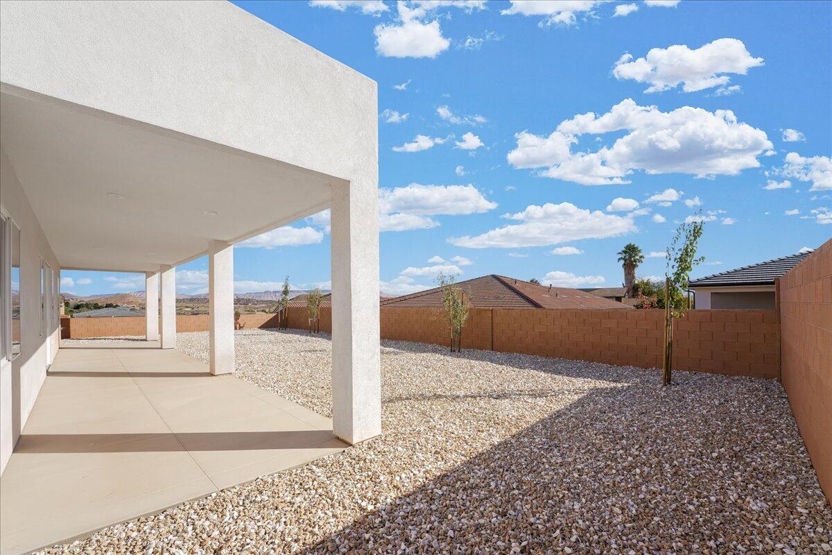 ESTATES AT BURKE SPRINGS - Residential