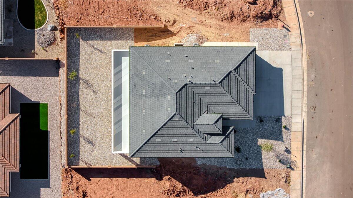 ESTATES AT BURKE SPRINGS - Residential