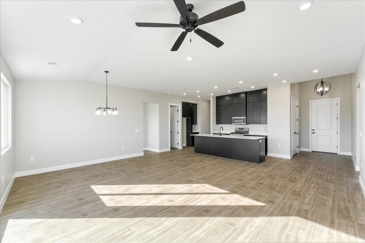 ESTATES AT BURKE SPRINGS - Residential