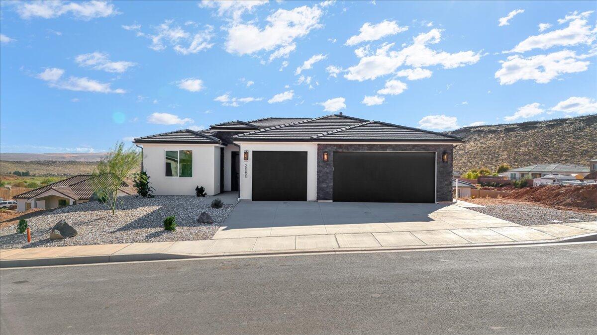 ESTATES AT BURKE SPRINGS - Residential