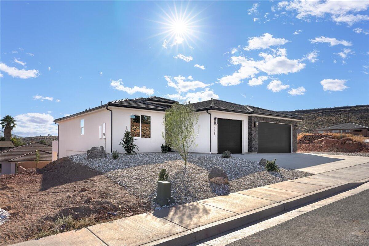 ESTATES AT BURKE SPRINGS - Residential