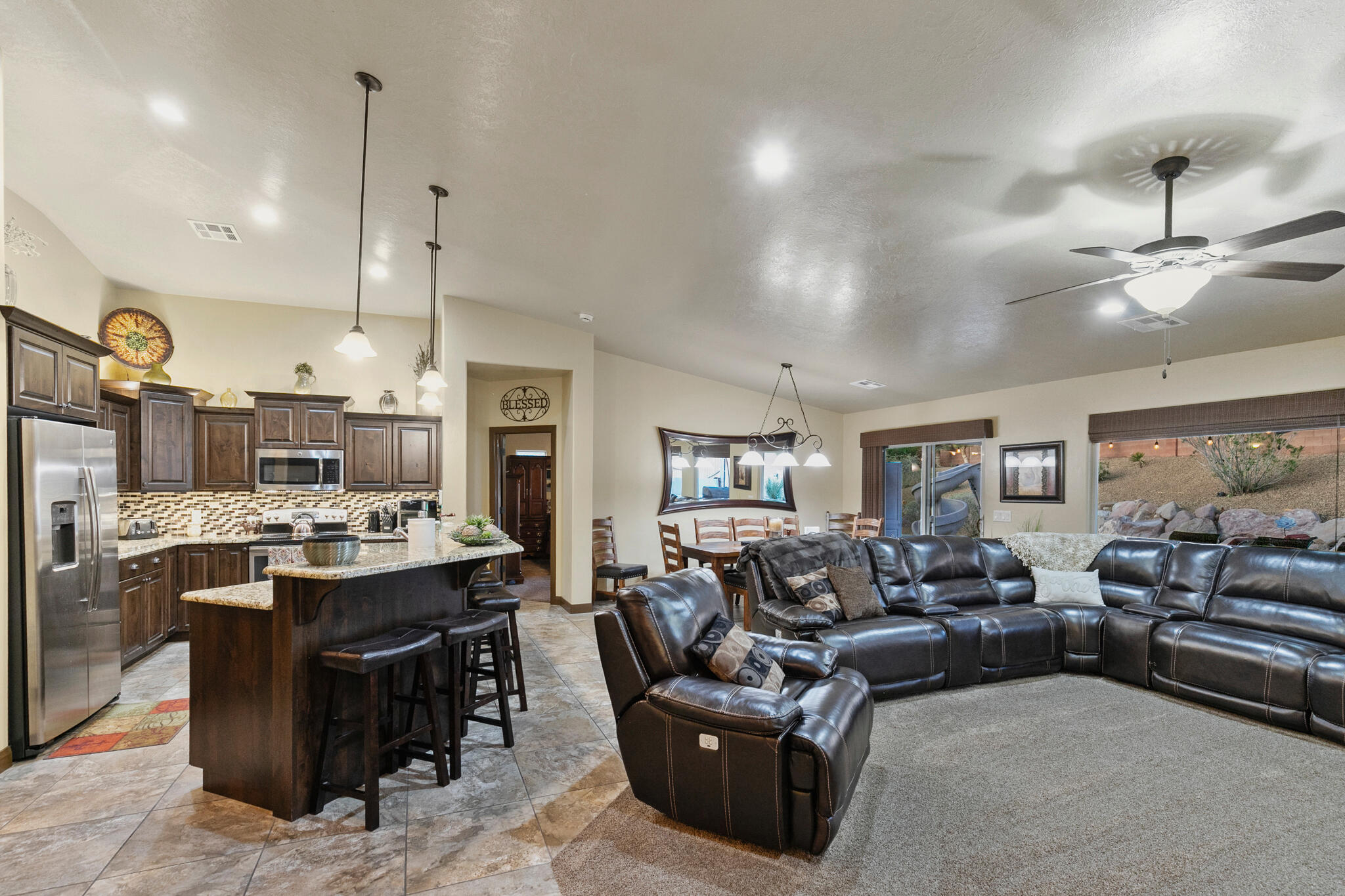 QUAIL COVE - Residential