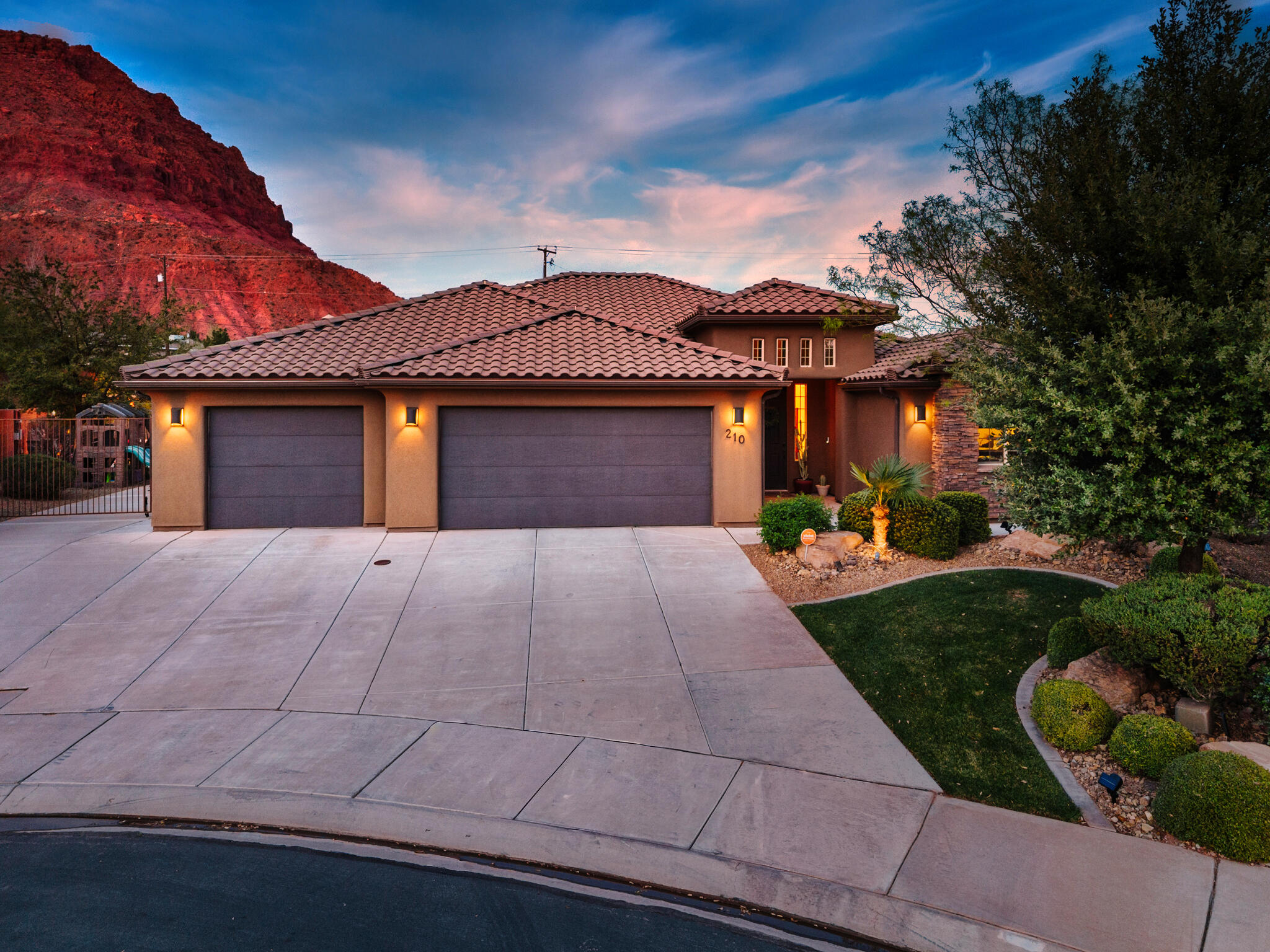 QUAIL COVE - Residential