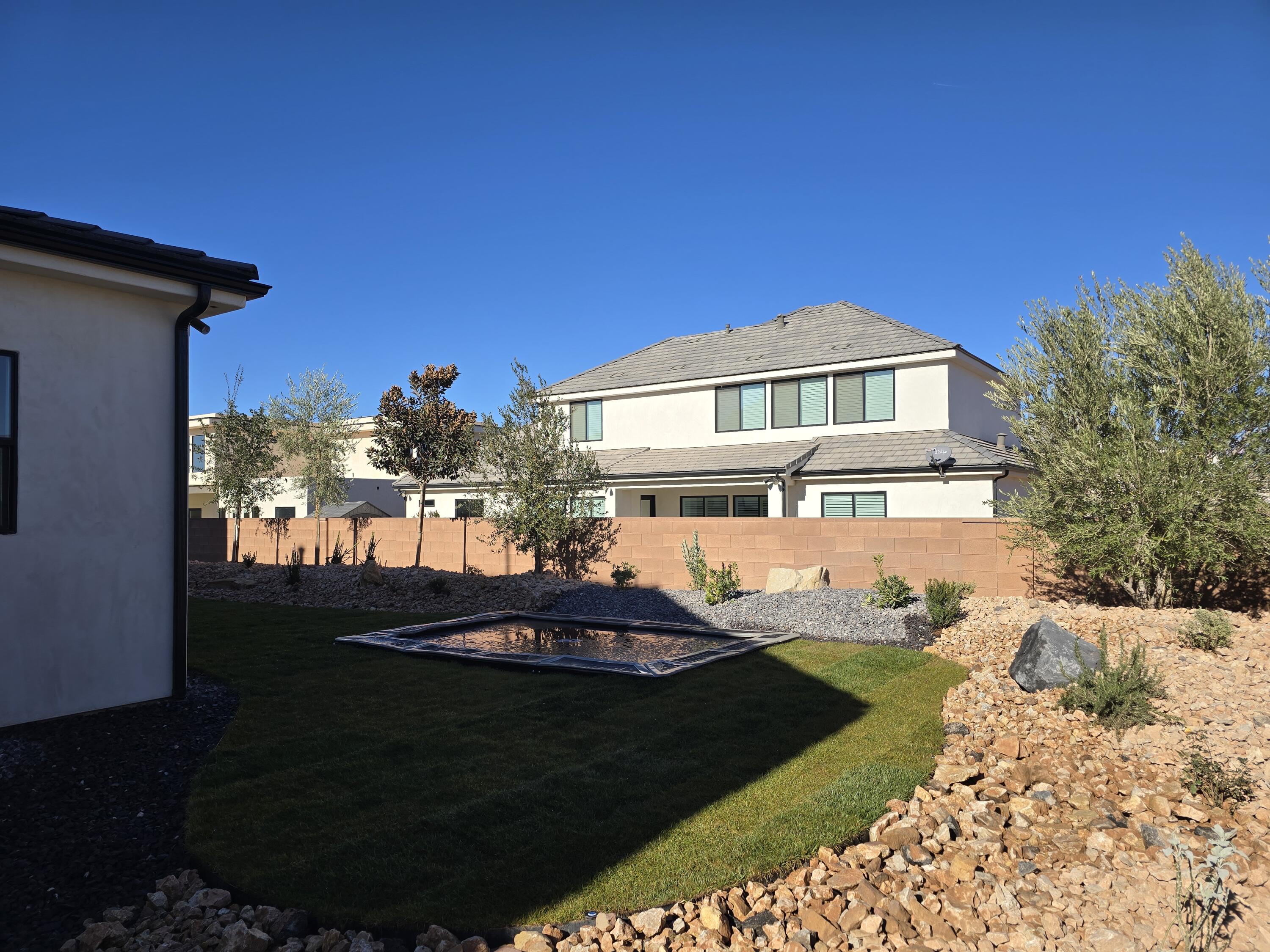 CRIMSON VISTAS - Residential