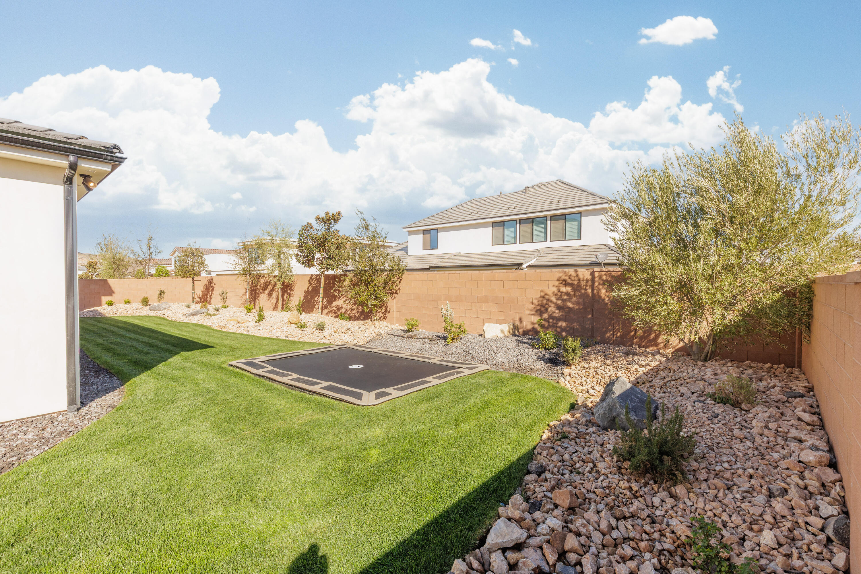 CRIMSON VISTAS - Residential