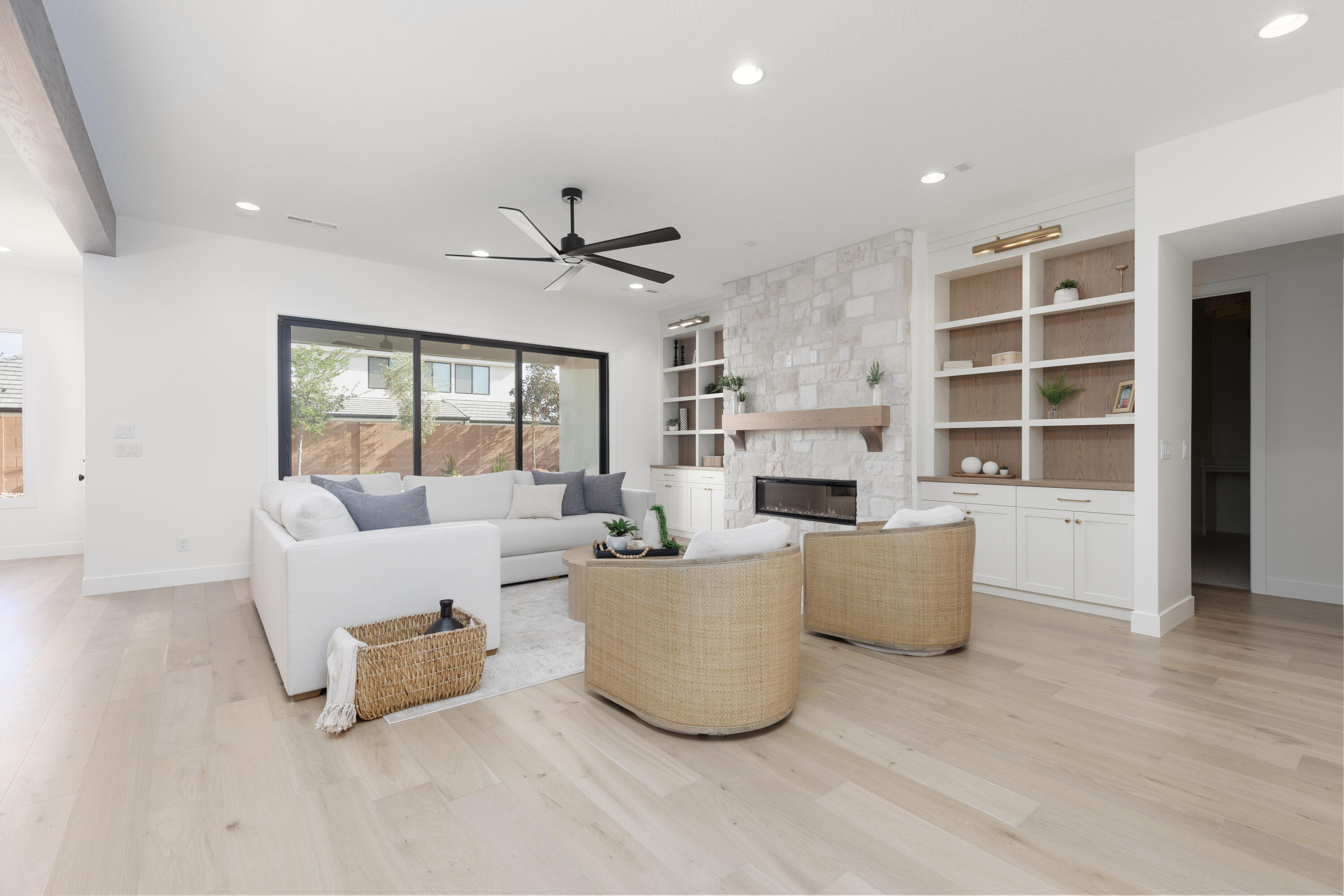 CRIMSON VISTAS - Residential