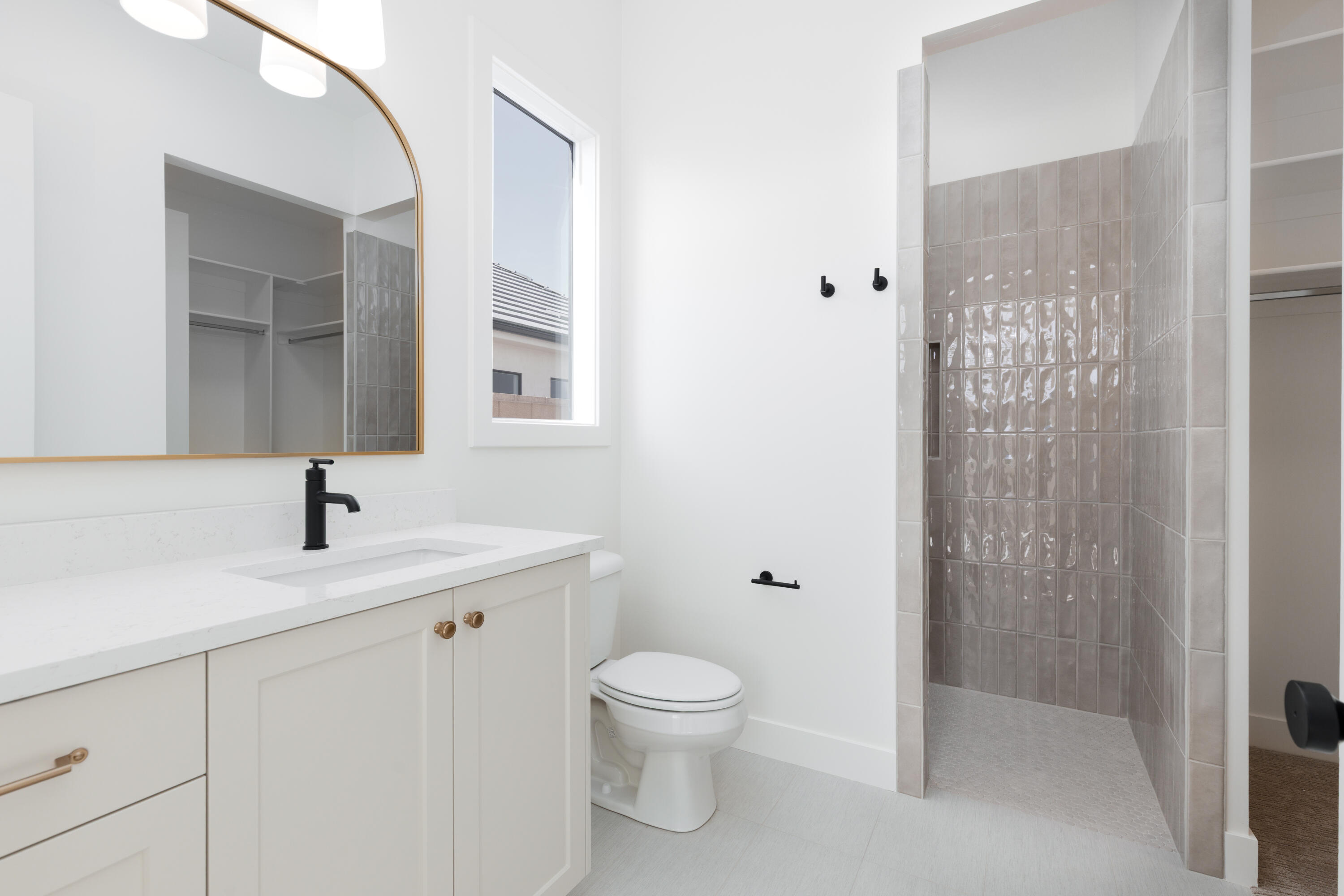 CRIMSON VISTAS - Residential