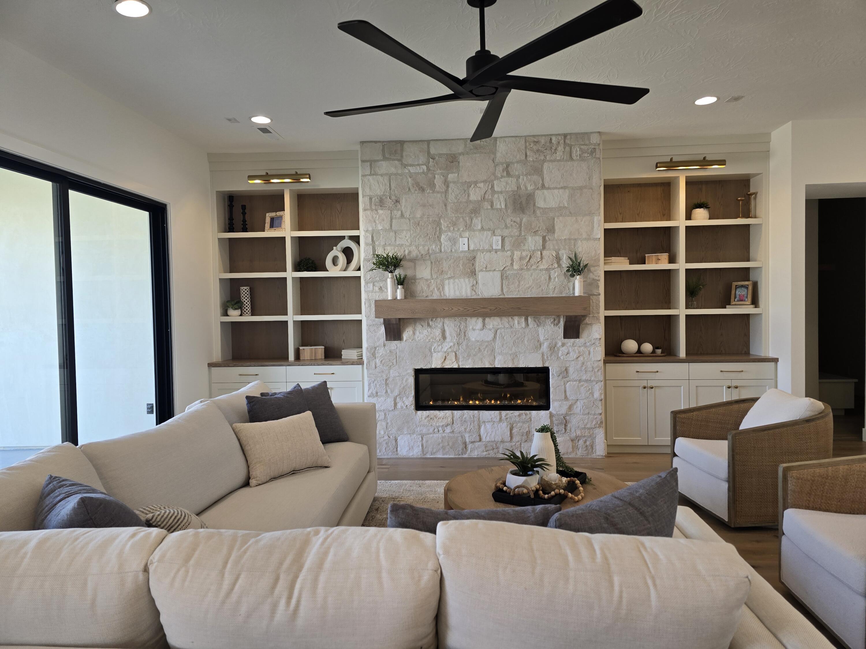 CRIMSON VISTAS - Residential