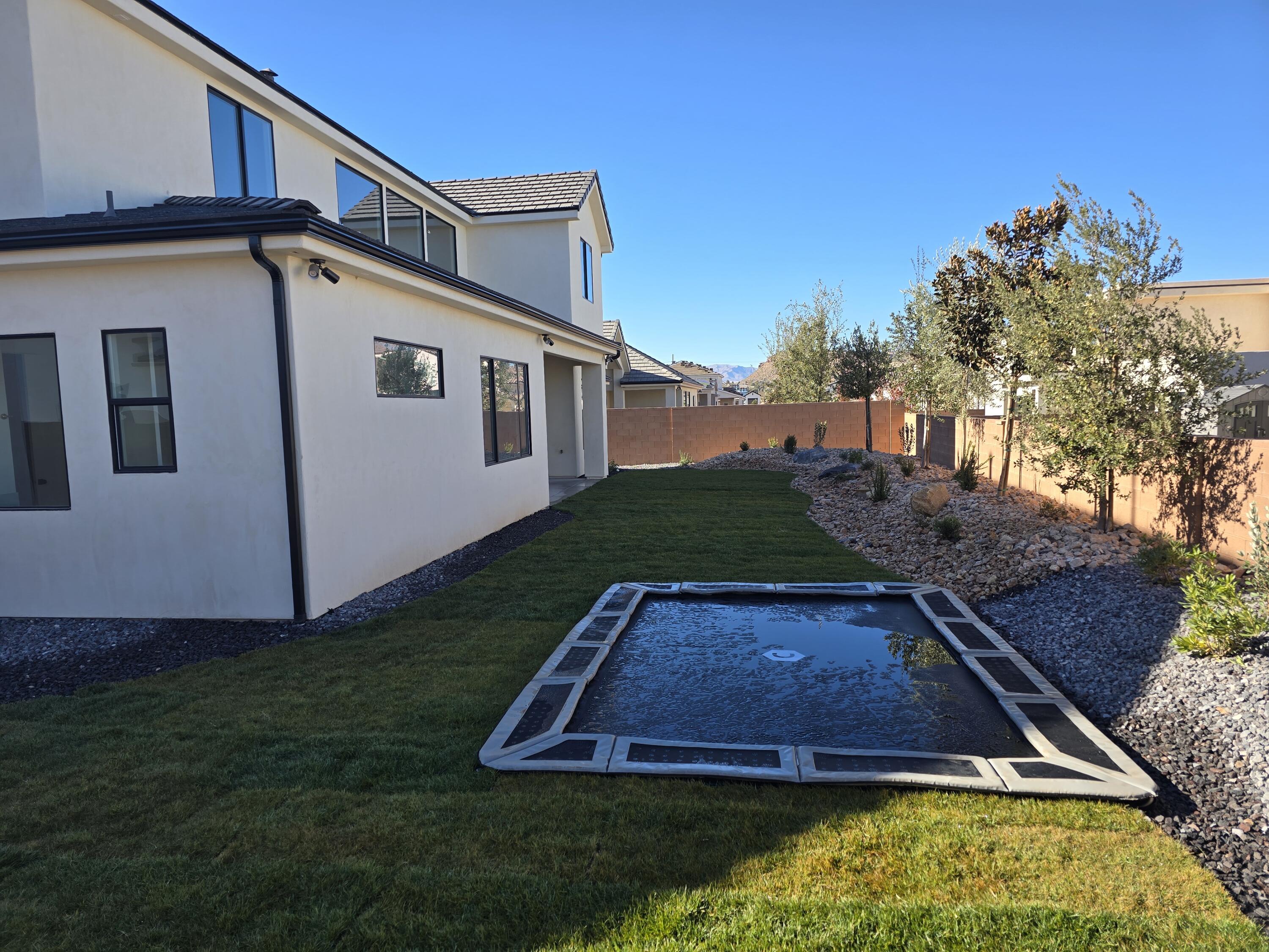 CRIMSON VISTAS - Residential