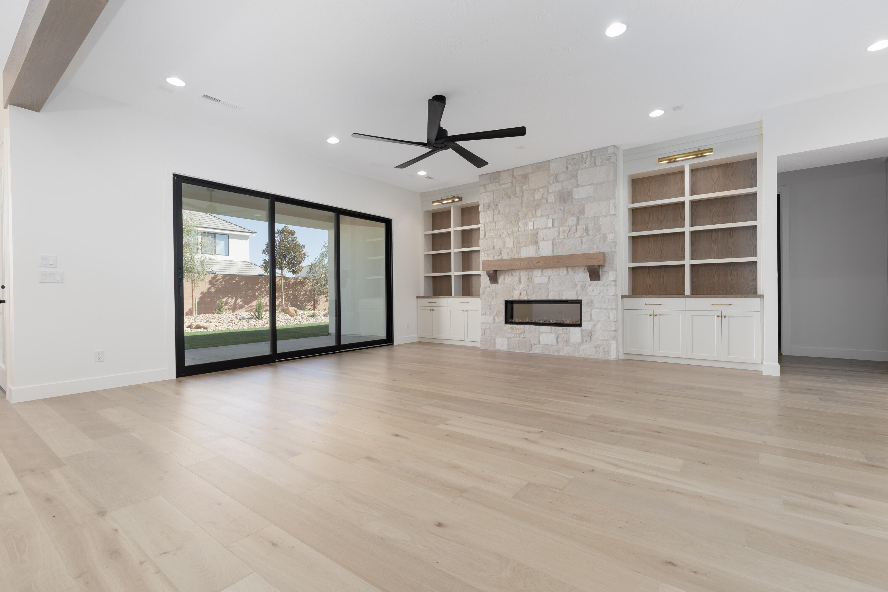 CRIMSON VISTAS - Residential