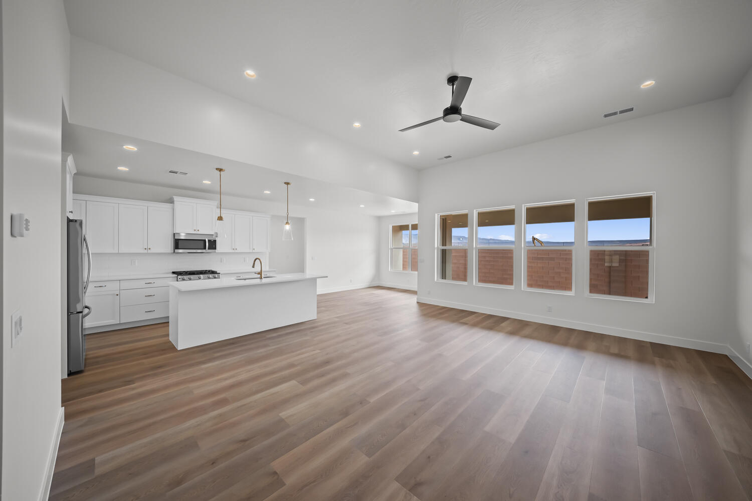 RED SANDS AT DESERT SANDS - Residential