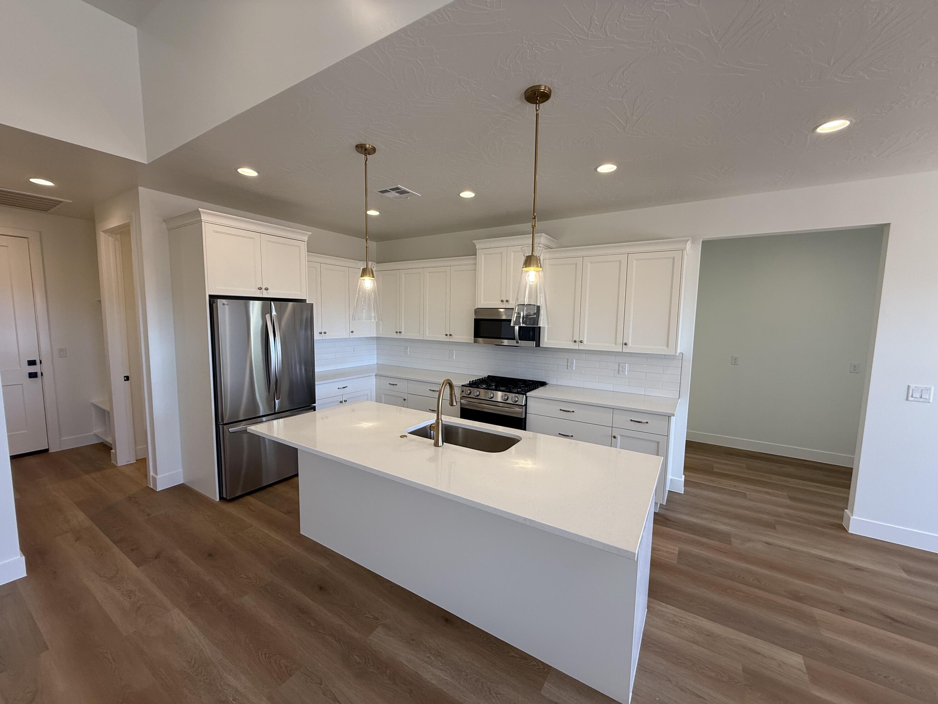 RED SANDS AT DESERT SANDS - Residential