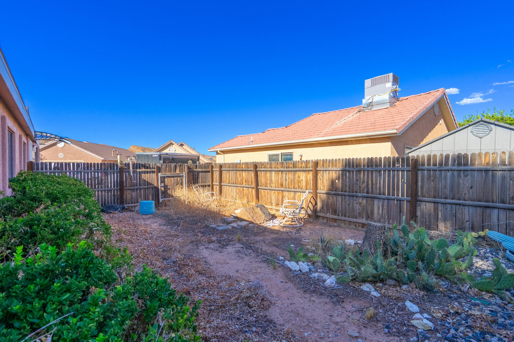 QUAIL LAKE ESTATES - Residential