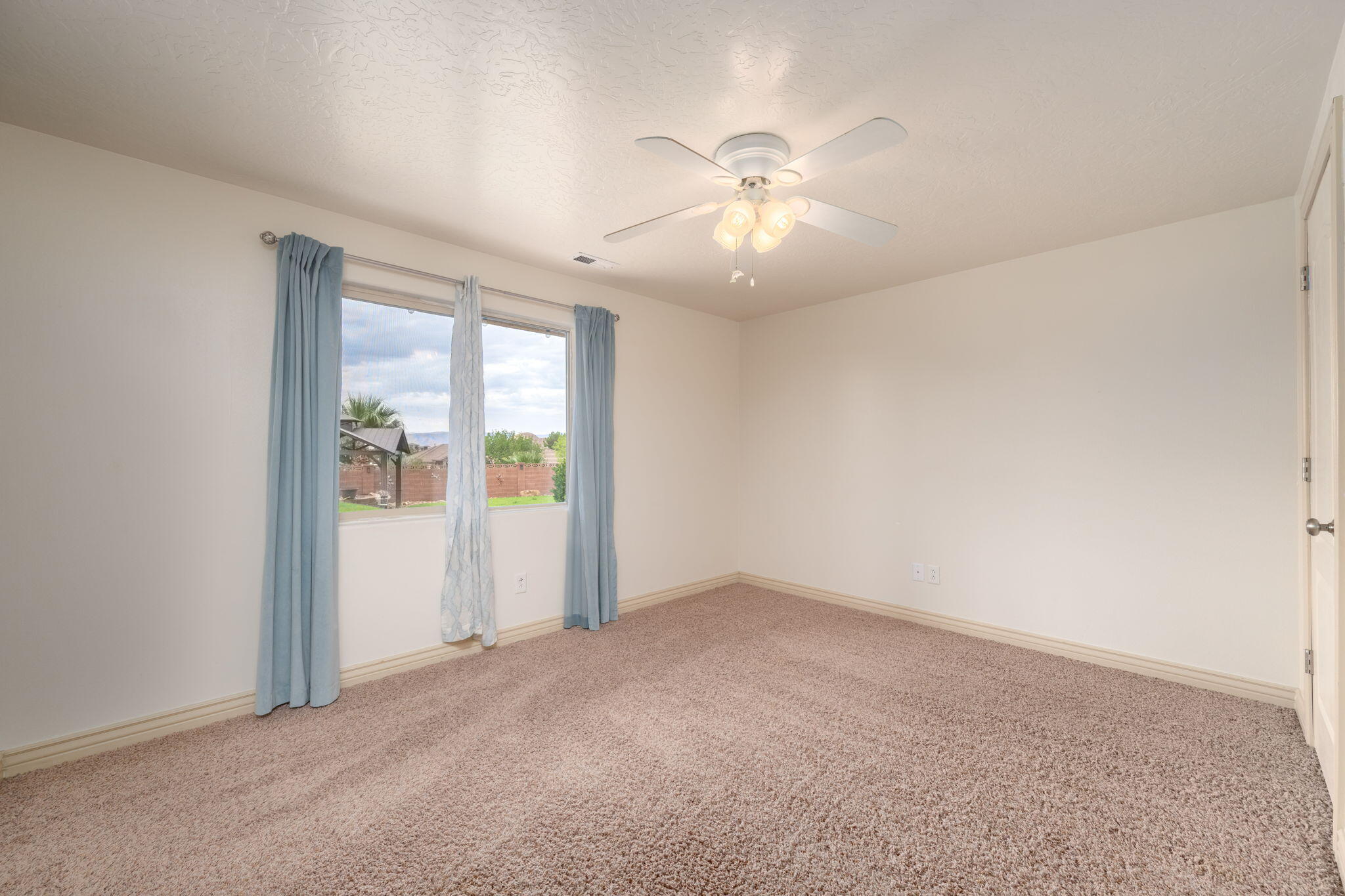 RED BUTTE - Residential