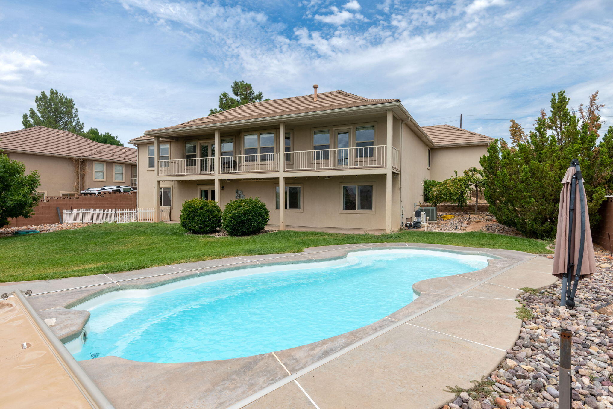 RED BUTTE - Residential