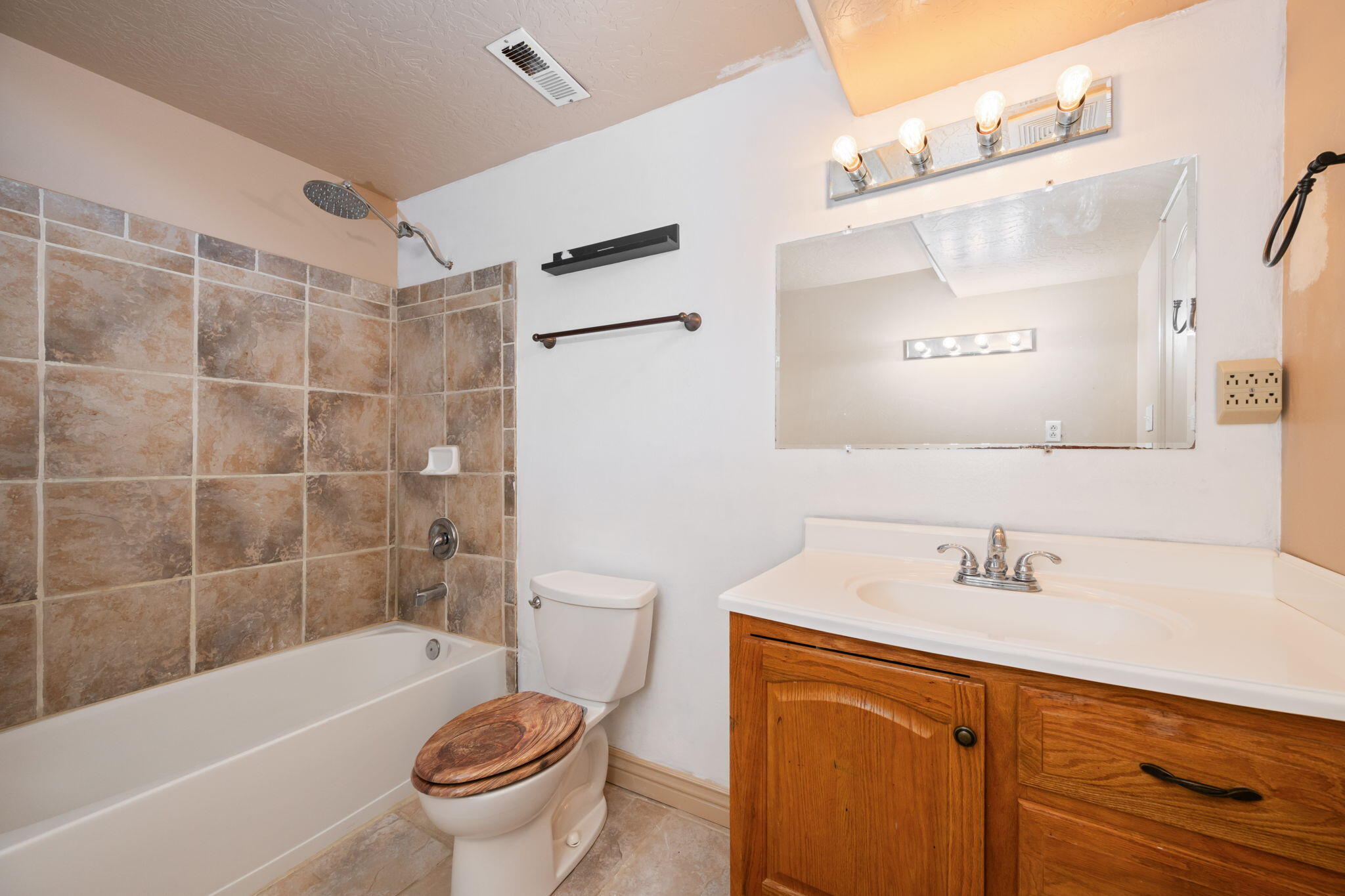 RED BUTTE - Residential