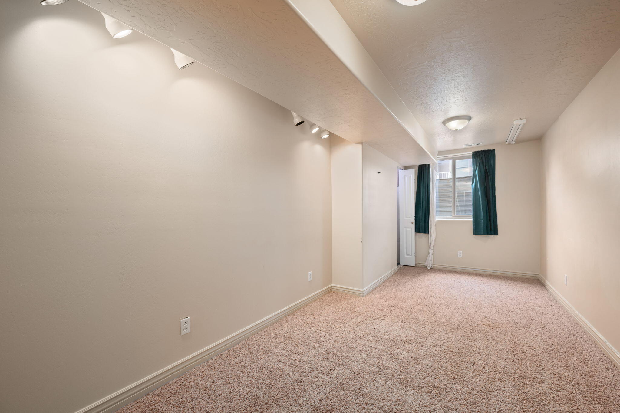 RED BUTTE - Residential