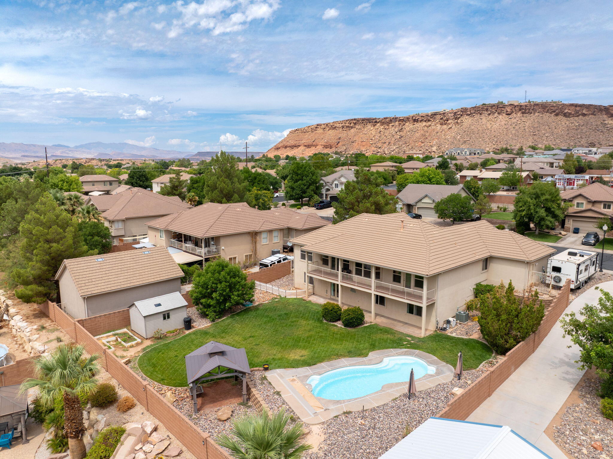 RED BUTTE - Residential
