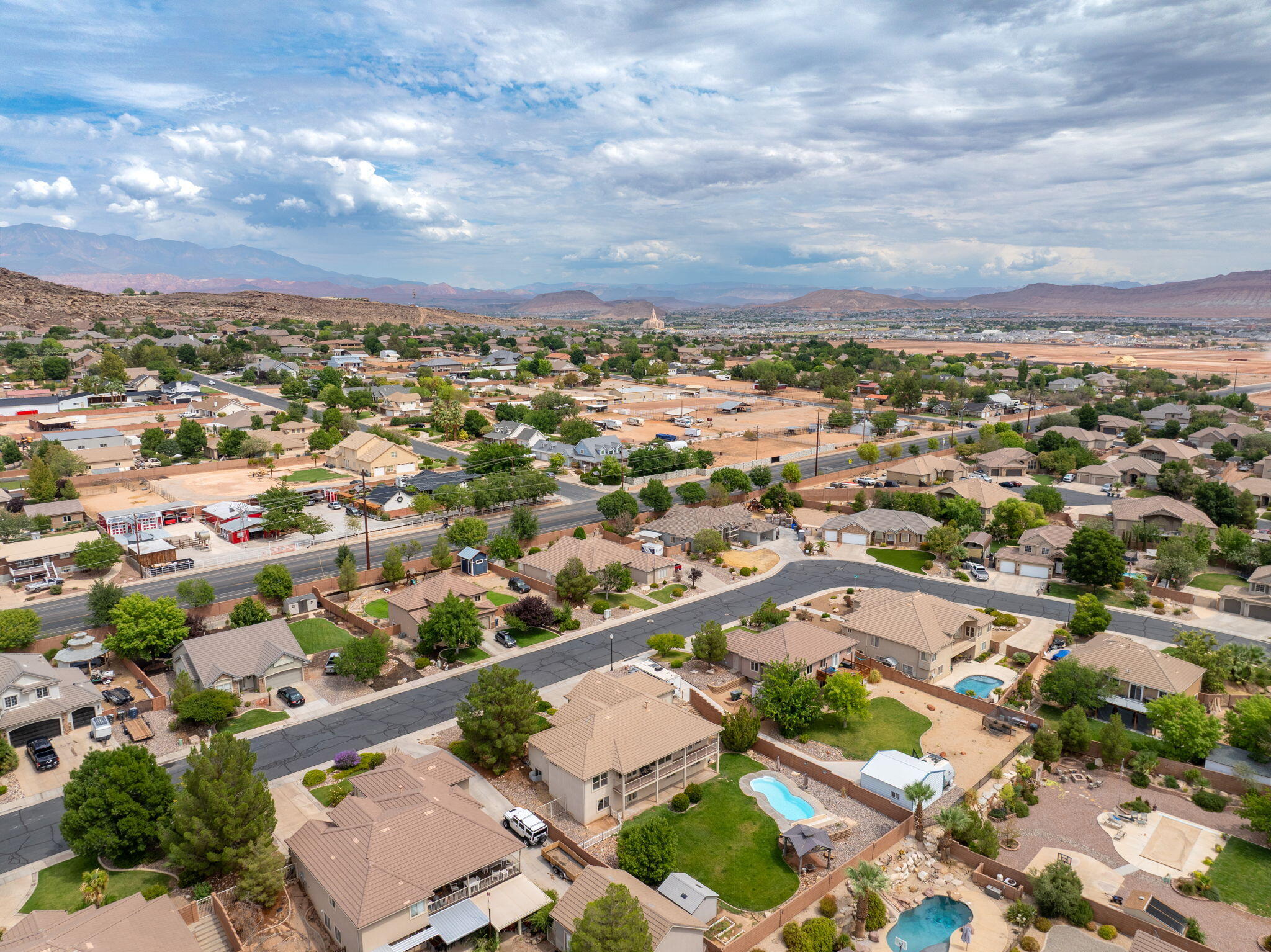 RED BUTTE - Residential