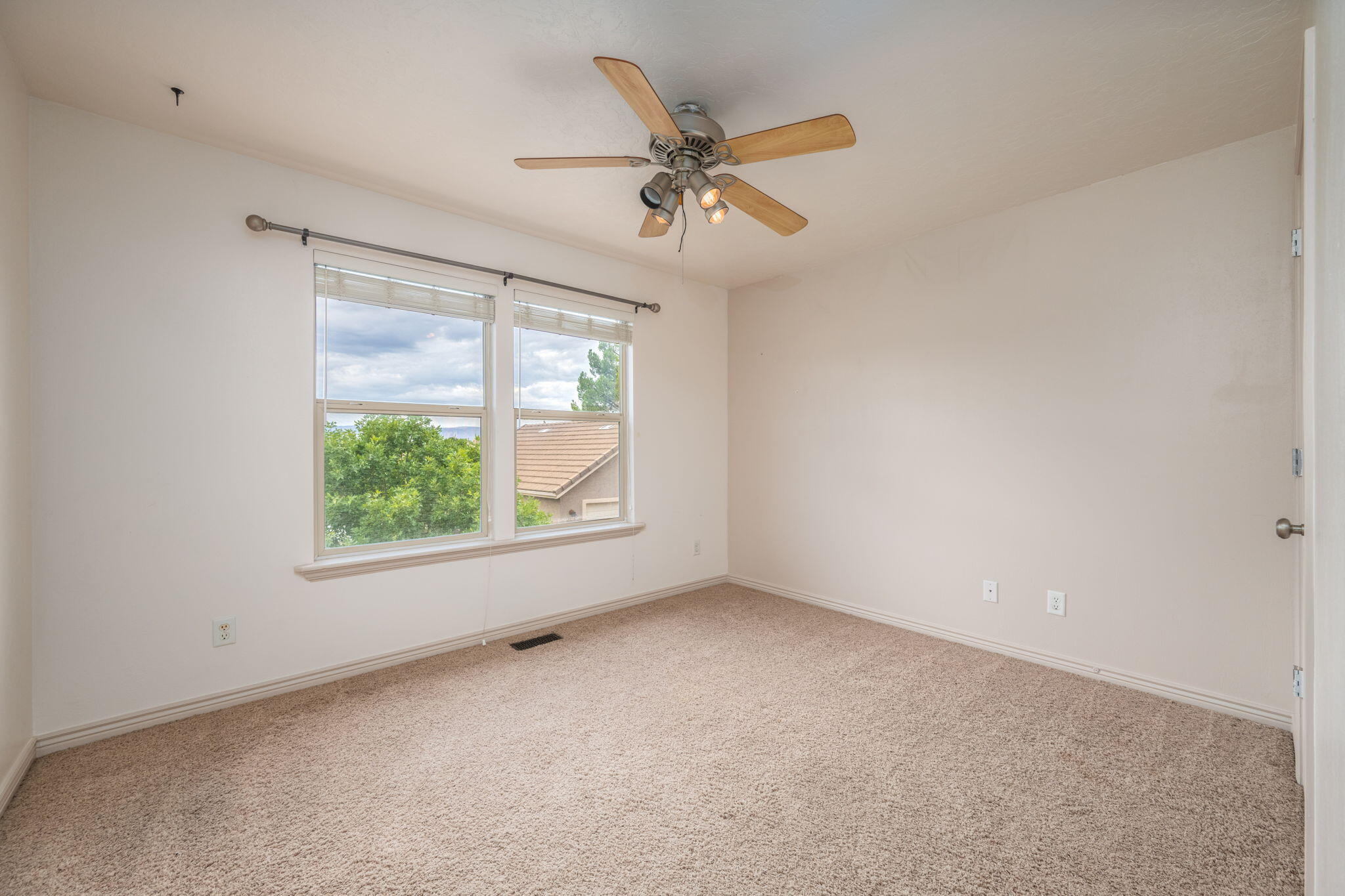 RED BUTTE - Residential