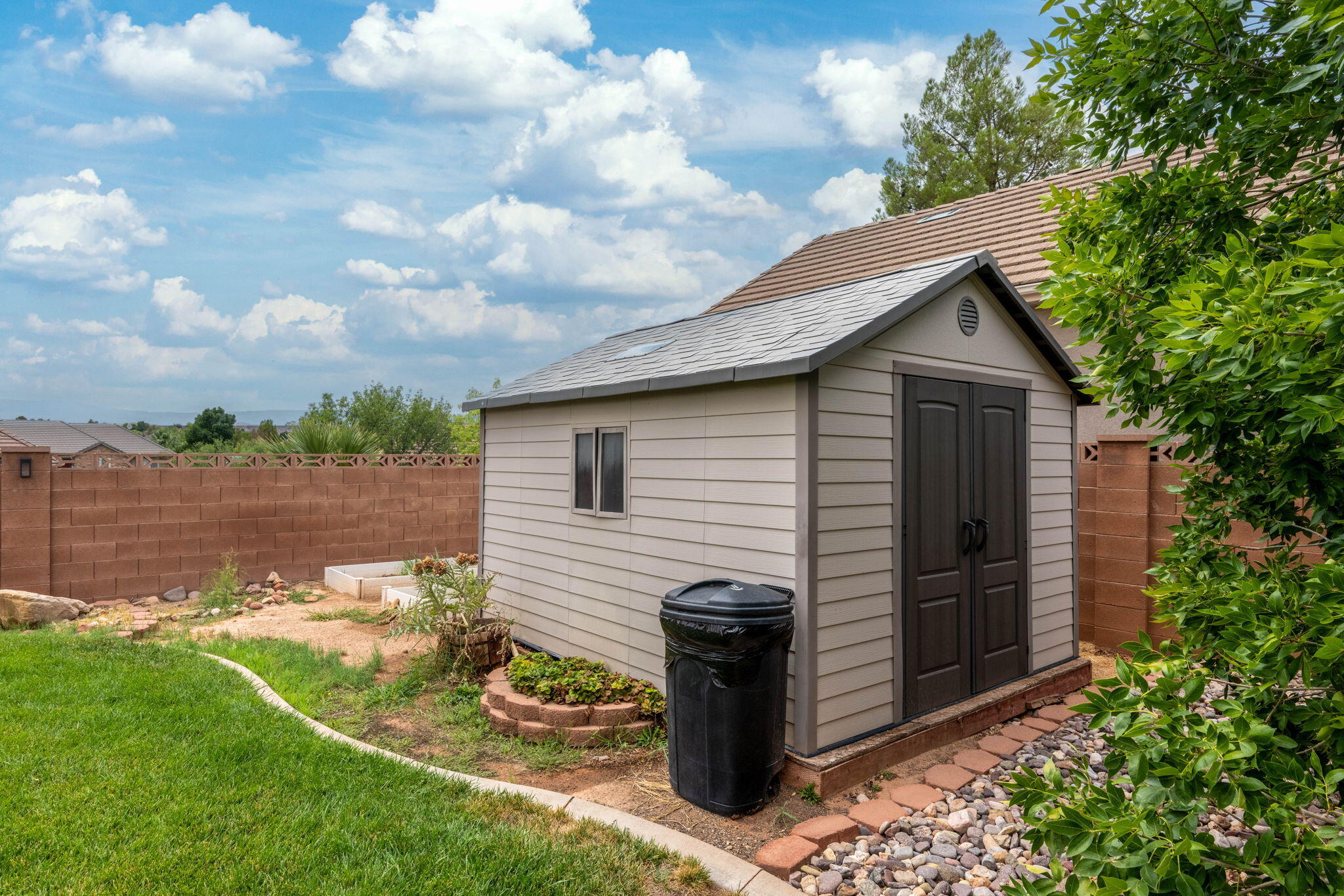 RED BUTTE - Residential