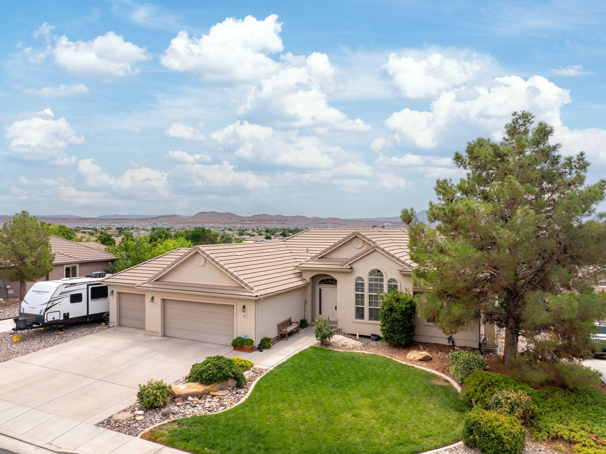 RED BUTTE - Residential