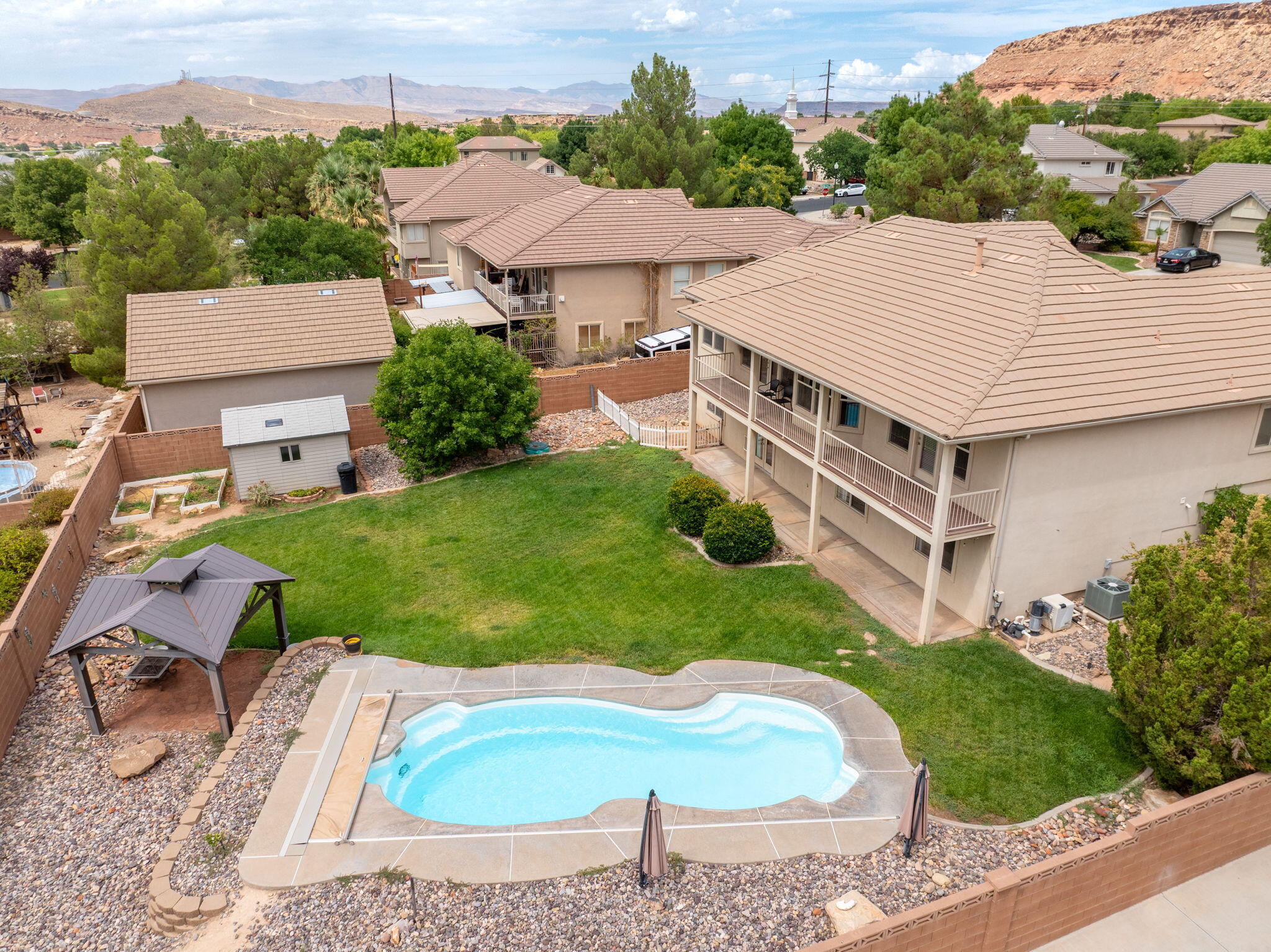 RED BUTTE - Residential