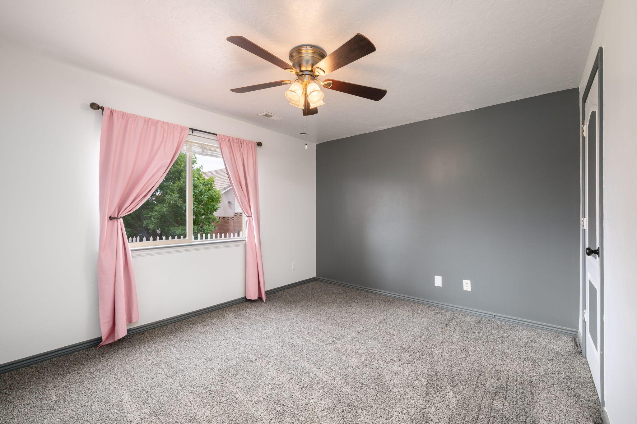 RED BUTTE - Residential