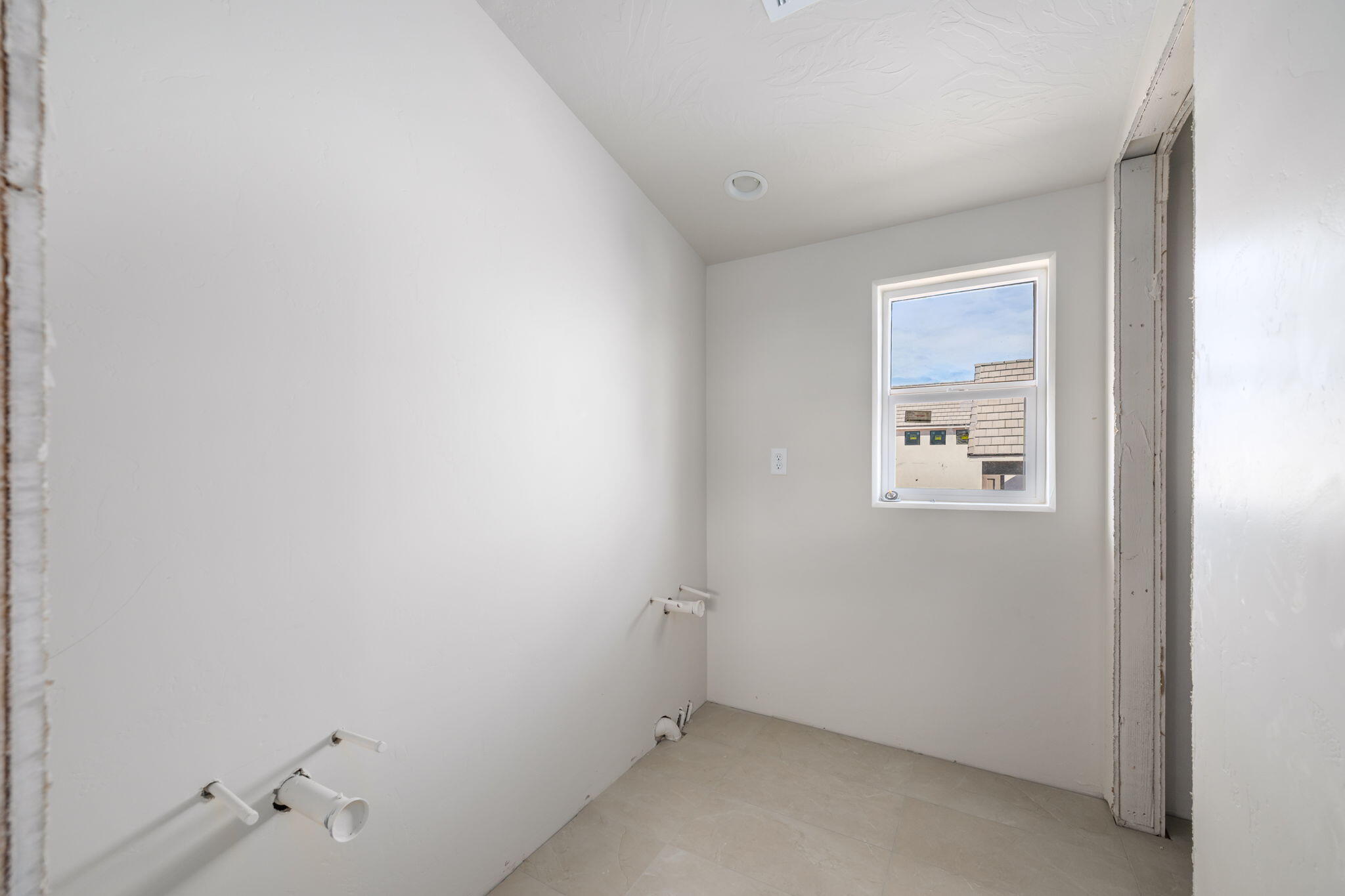 LAKESIDE STUCKI FARMS - Residential