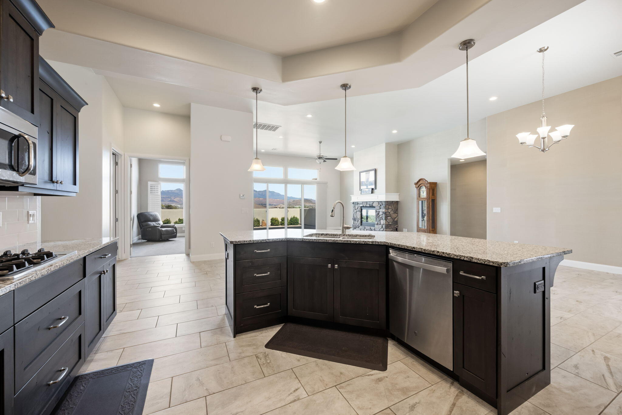 CORNERSTONE - Residential