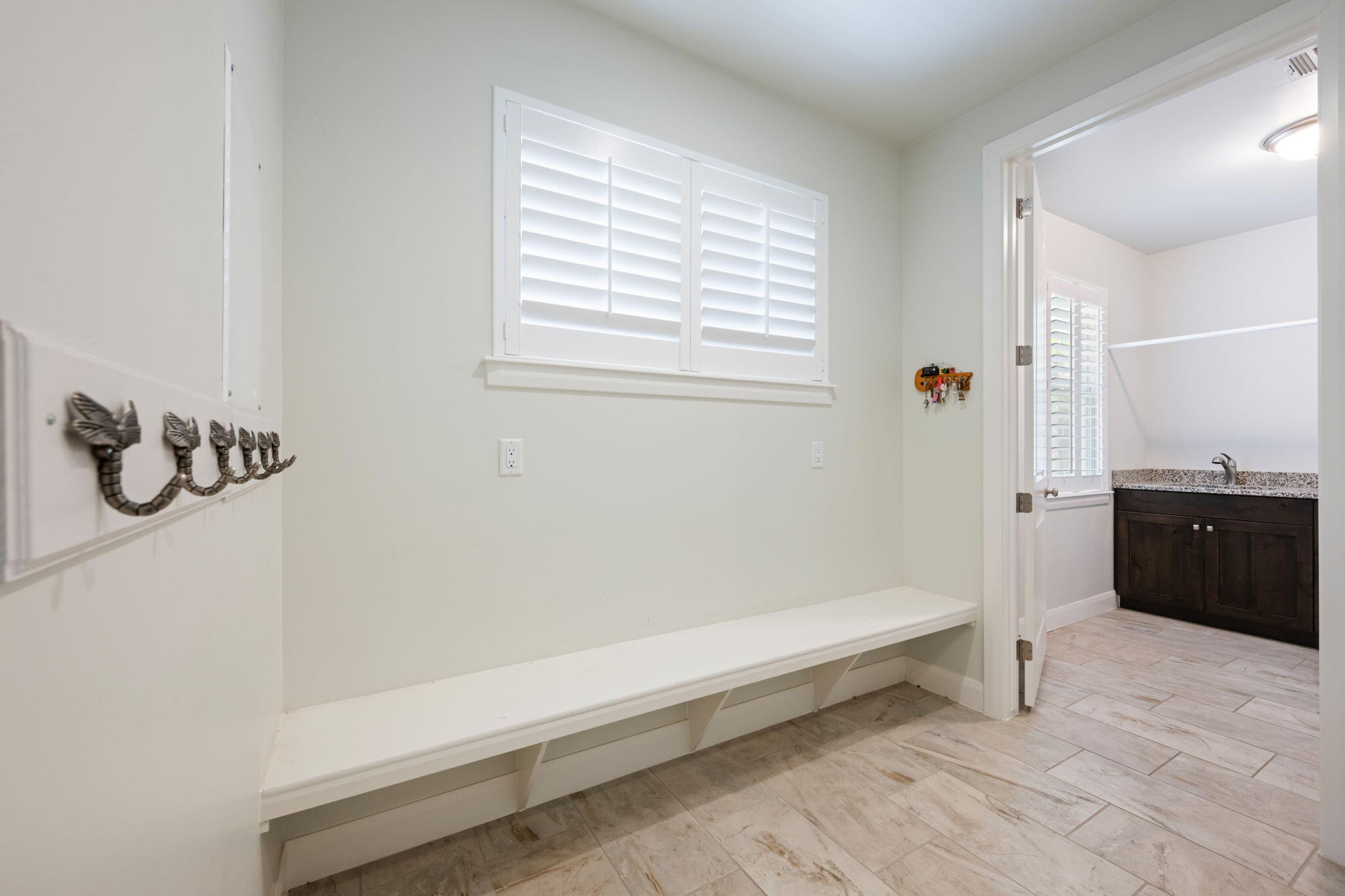 CORNERSTONE - Residential