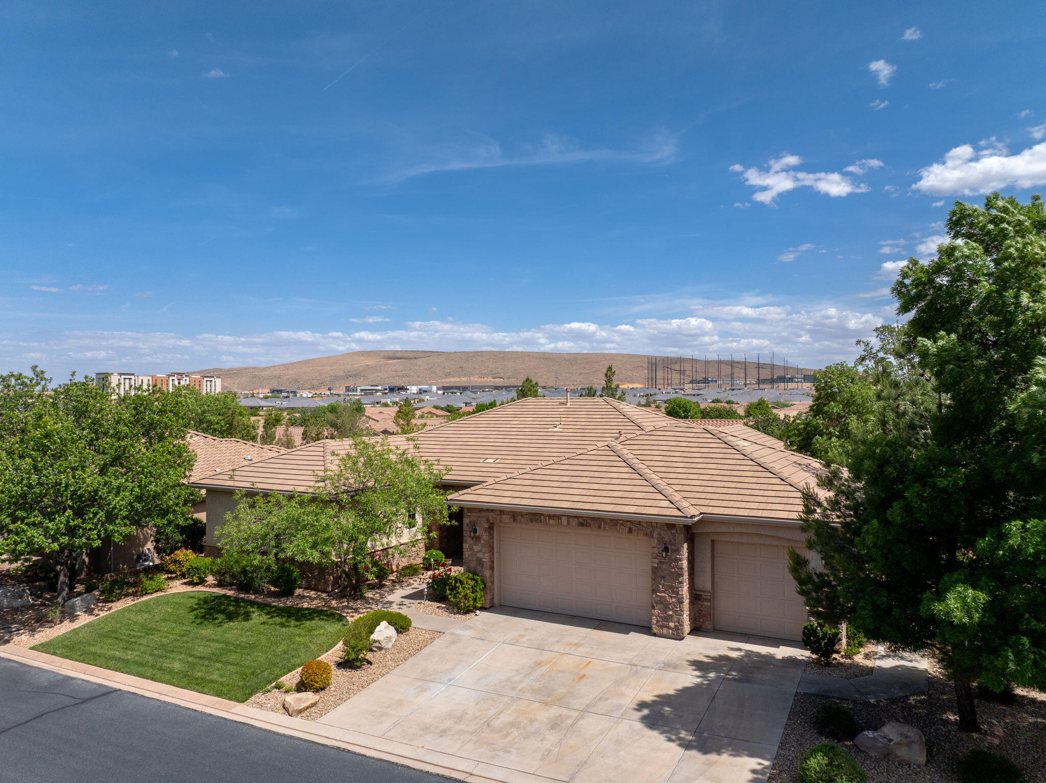 SUN RIVER - Residential