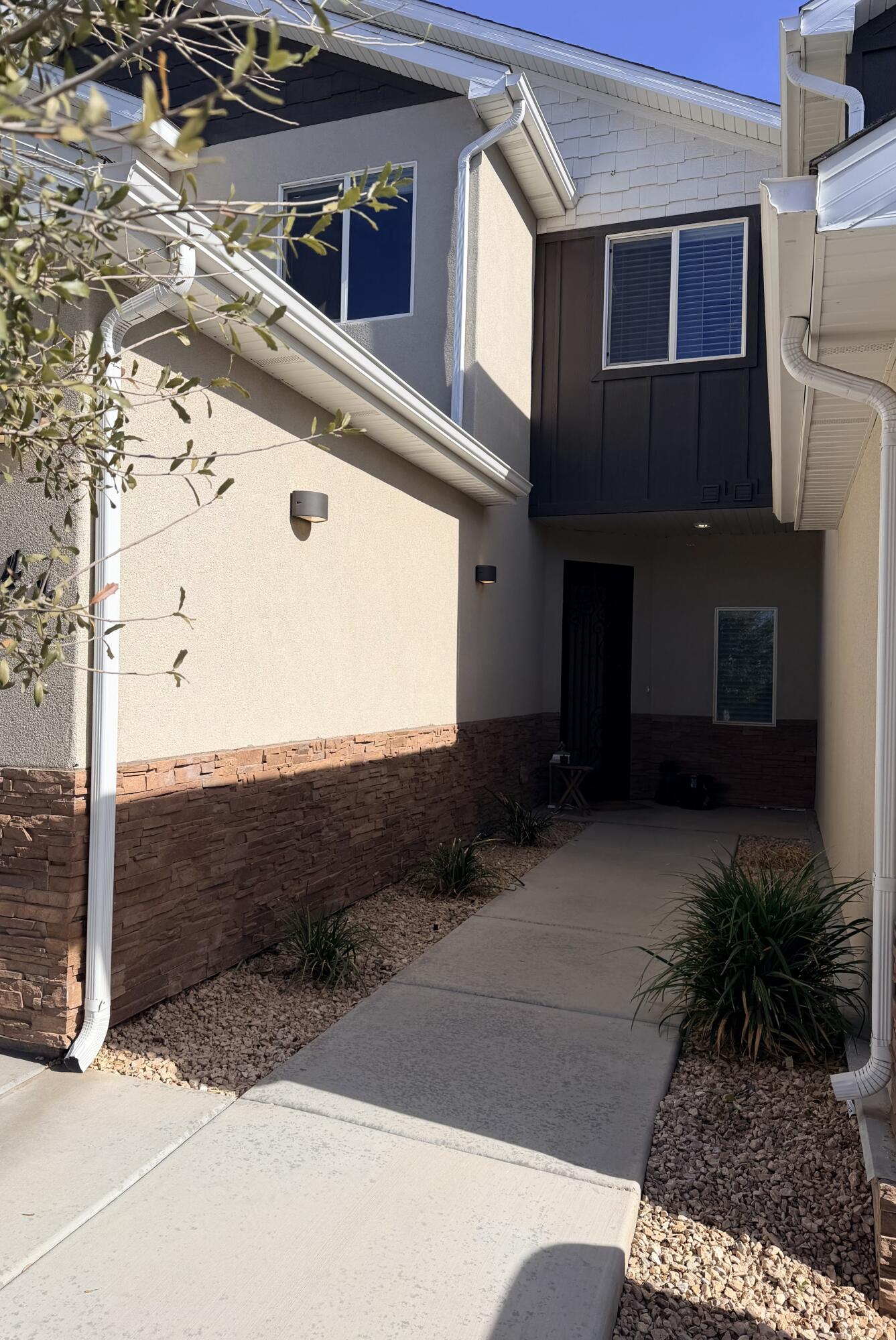 SILVER SAGE - Residential