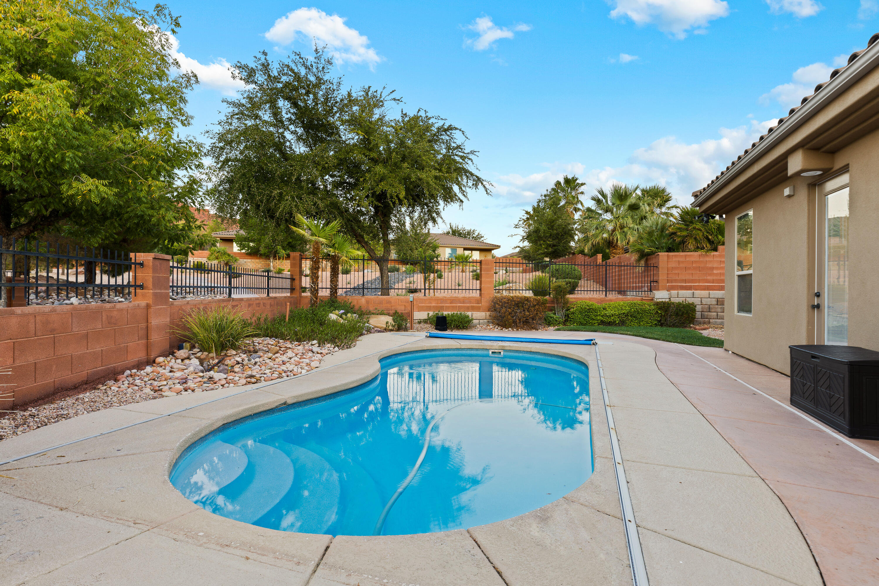 ESTRELLA - Residential