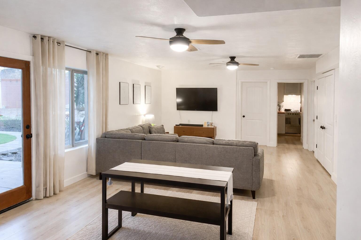 KNOLLS AT LITTLE VALLEY - Residential