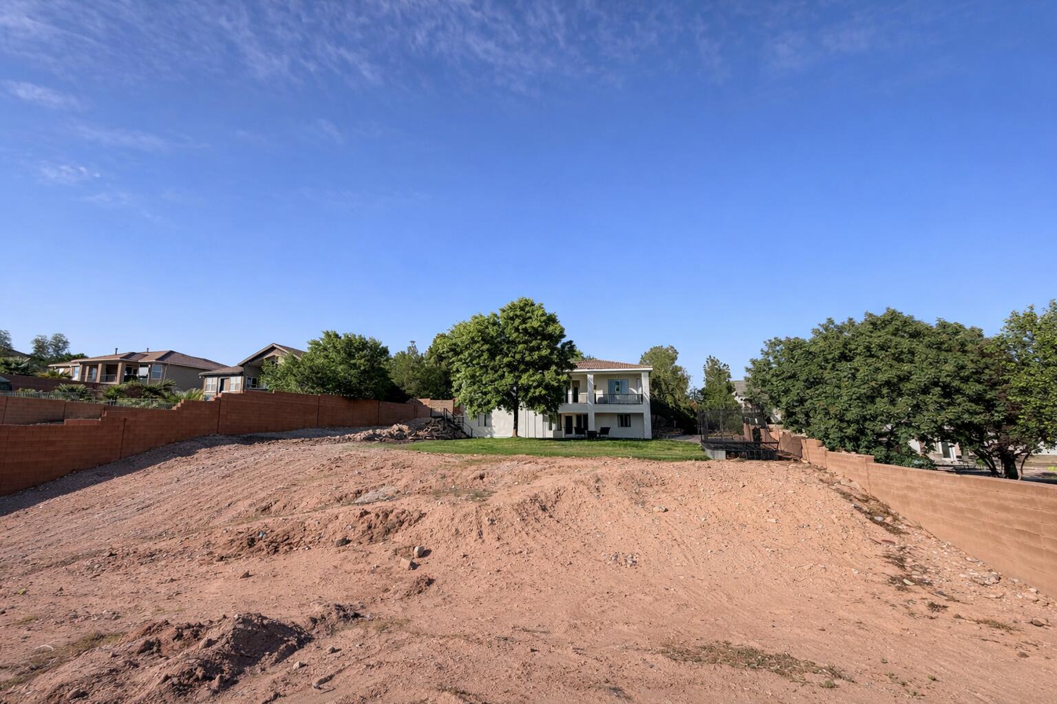 KNOLLS AT LITTLE VALLEY - Residential