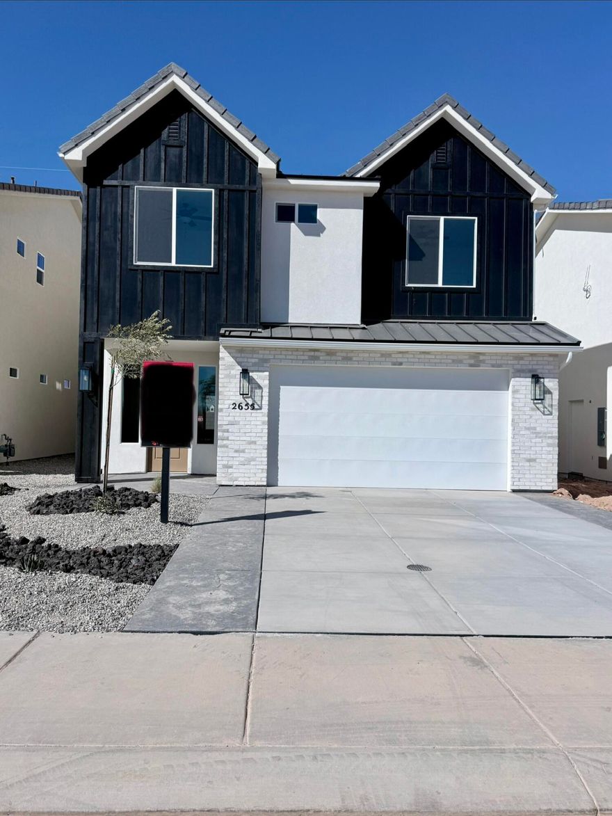 Discover our new Garden Homes, featuring GE appliances, 9-foot ceilings, quartz countertops, and LVP flooring. Enjoy front and back landscaping, a recirculation pump, radiant roof barrier, video doorbell, smart thermostat, and fiber-optic internet—all designed for comfort, efficiency, and modern living in this beautiful new community.