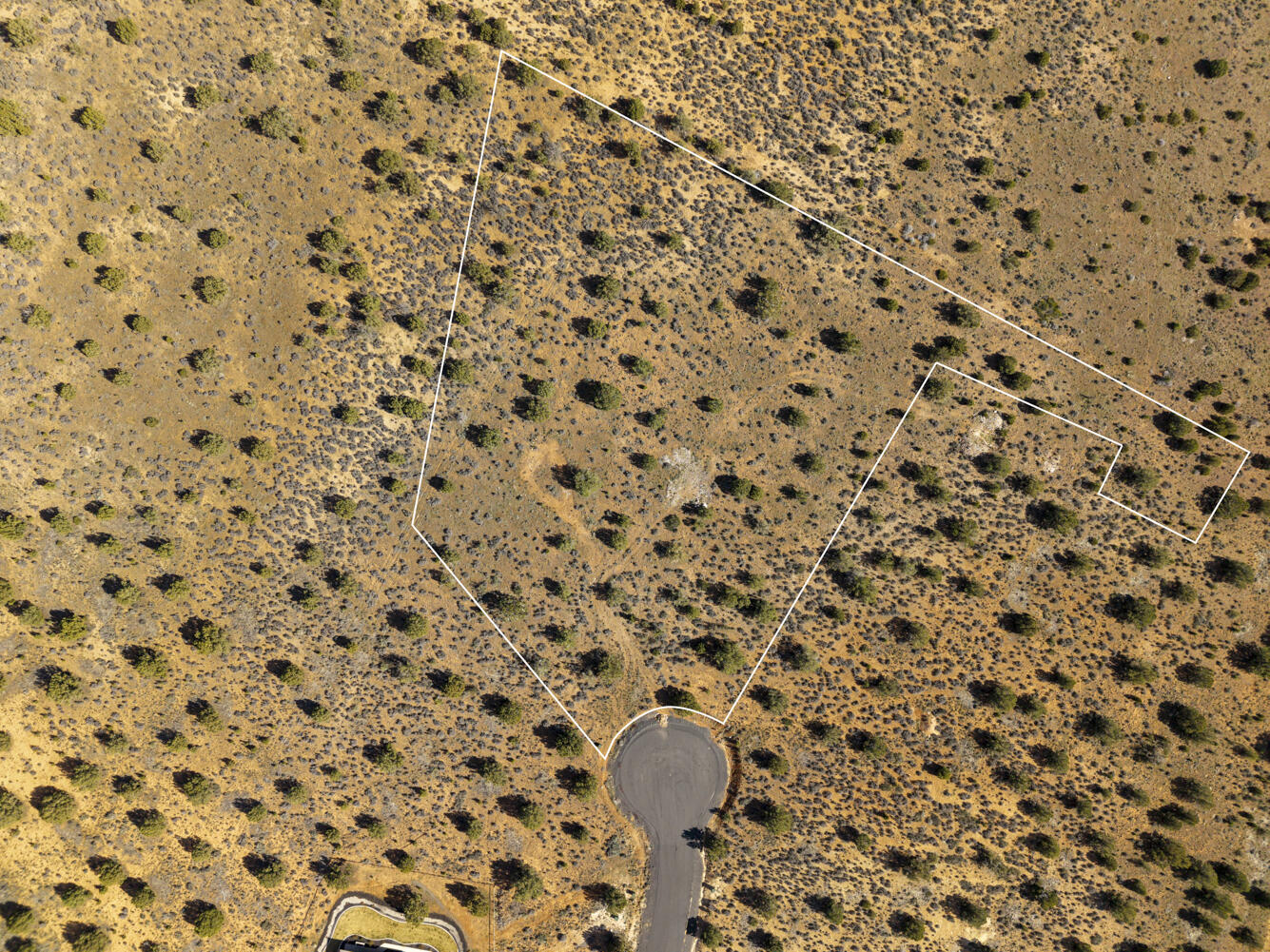 JUNIPER RIDGE - Land