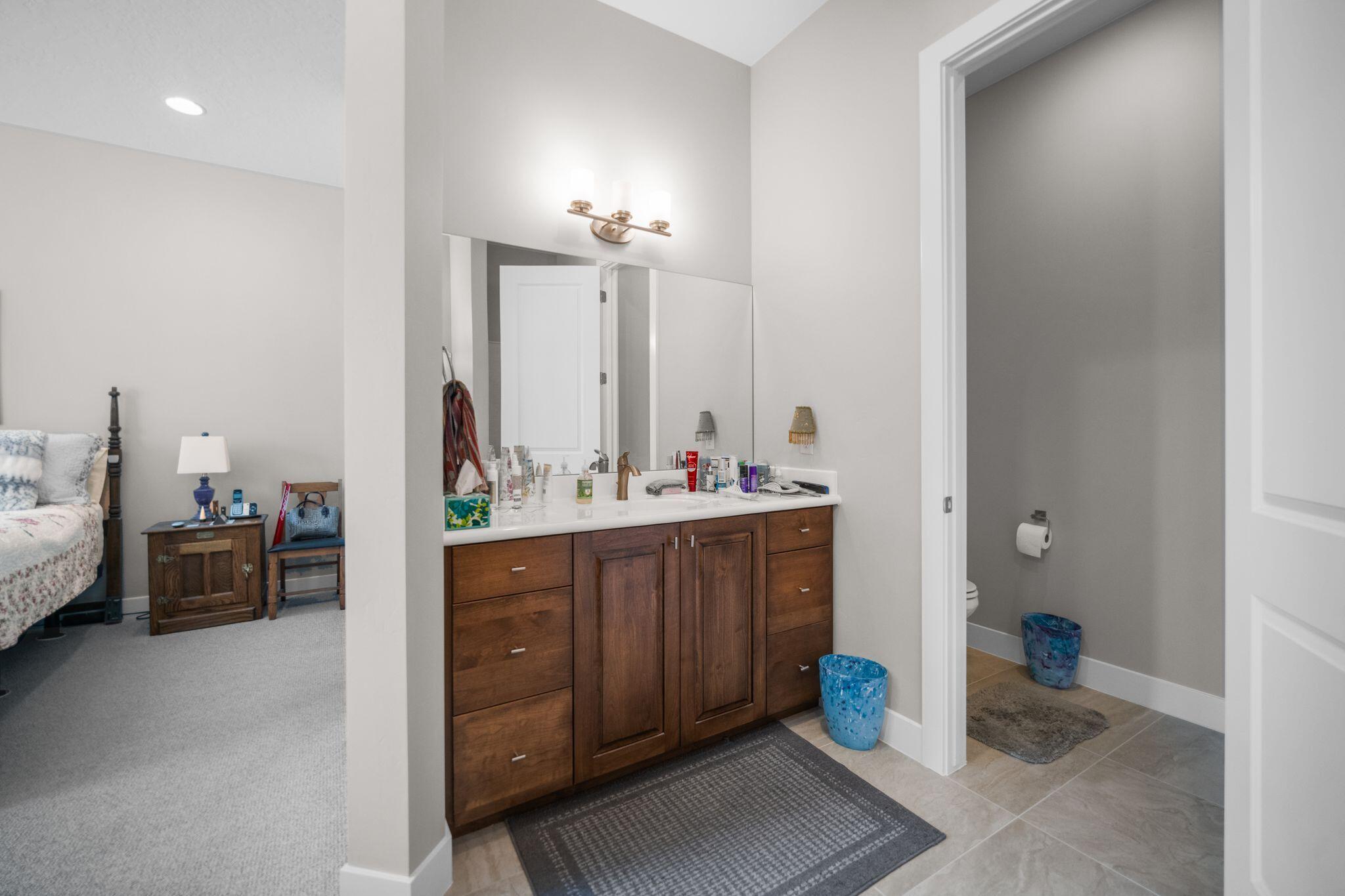 VILLAS AT SUN RIVER - Residential