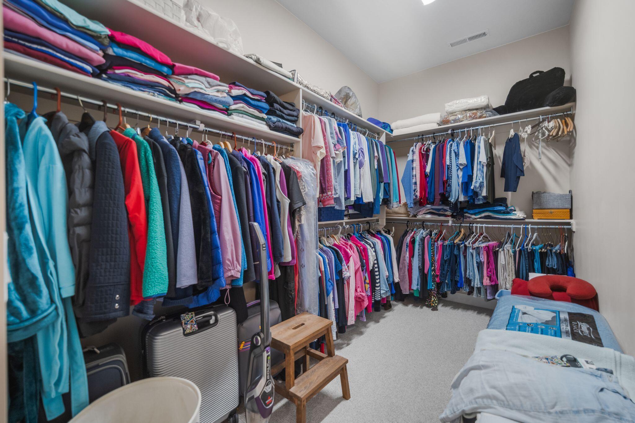 VILLAS AT SUN RIVER - Residential