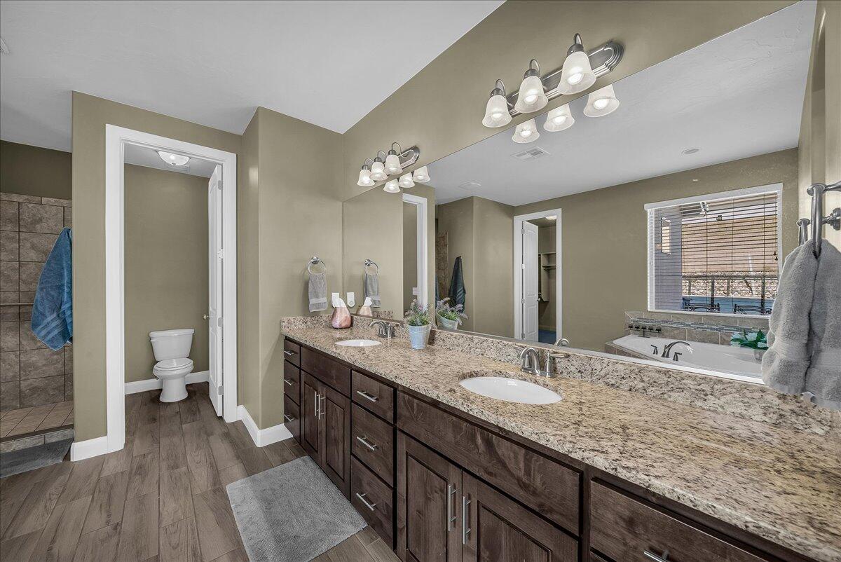 HIGHLAND PARK AT THE CORAL CANYON - Residential