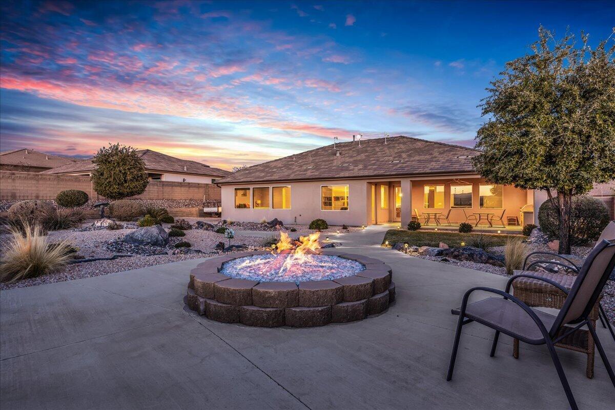 HIGHLAND PARK AT THE CORAL CANYON - Residential