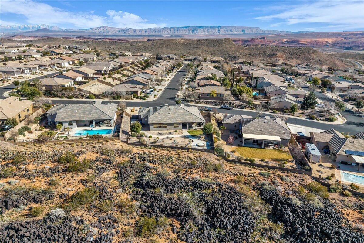 HIGHLAND PARK AT THE CORAL CANYON - Residential